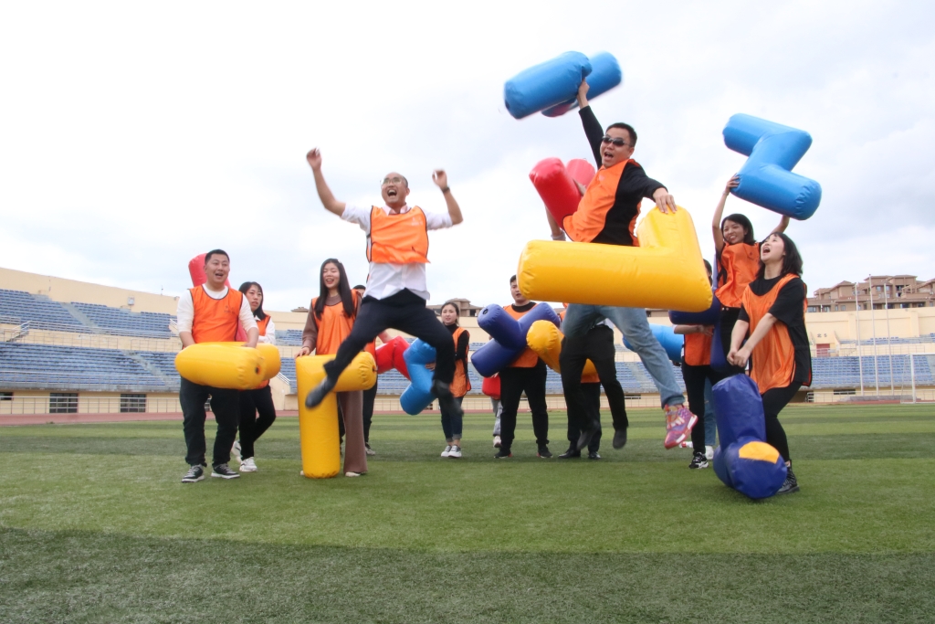 2021年4月26日，，选手俄罗斯方块